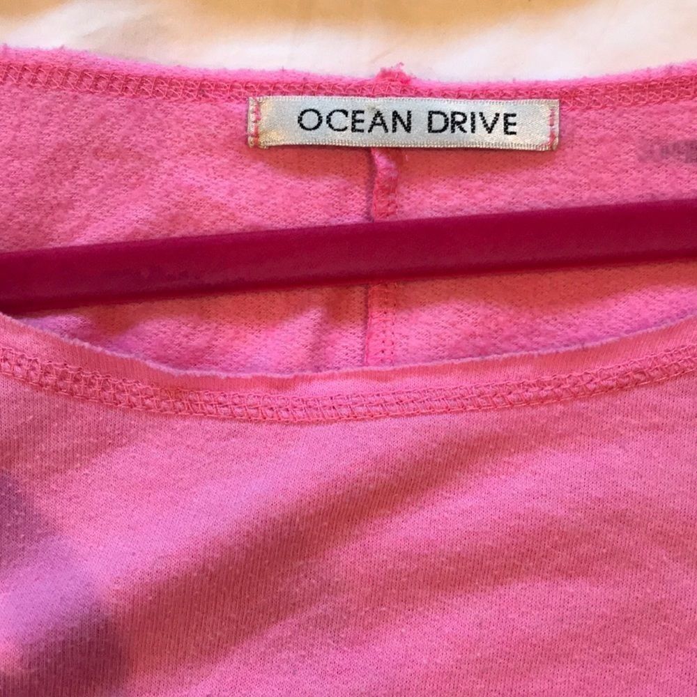 Cut-out Open Shoulder Pink Top - Picture 3 of 4